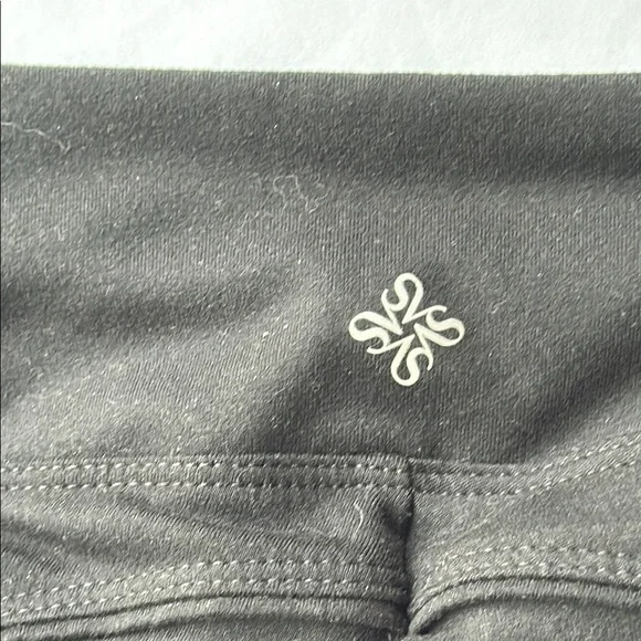 Vera Wang Black Leggings - Medium - Picture 7 of 11